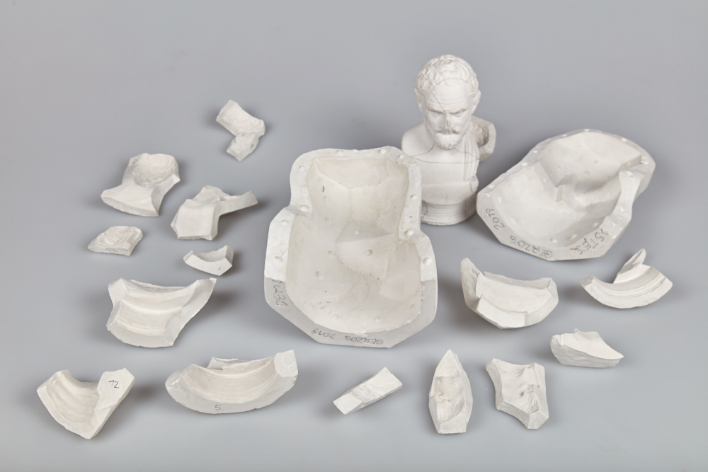 Einige Gipsstückformen